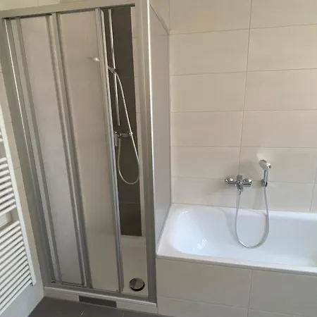 Ferienwohnung Feucht Eg Naturnah Parkplatz Wlan Exterior foto