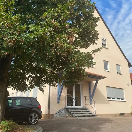 Ferienwohnung Feucht Eg Naturnah Parkplatz Wlan Exterior foto