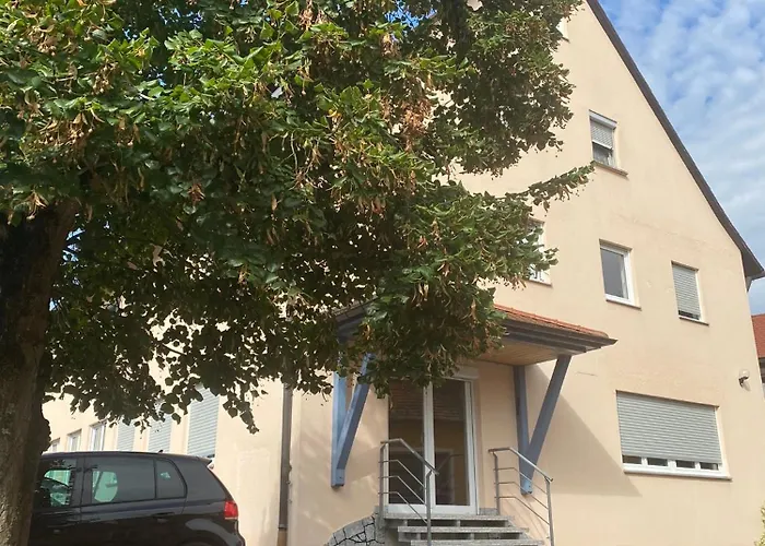 Ferienwohnung Feucht Eg Naturnah Parkplatz Wlan