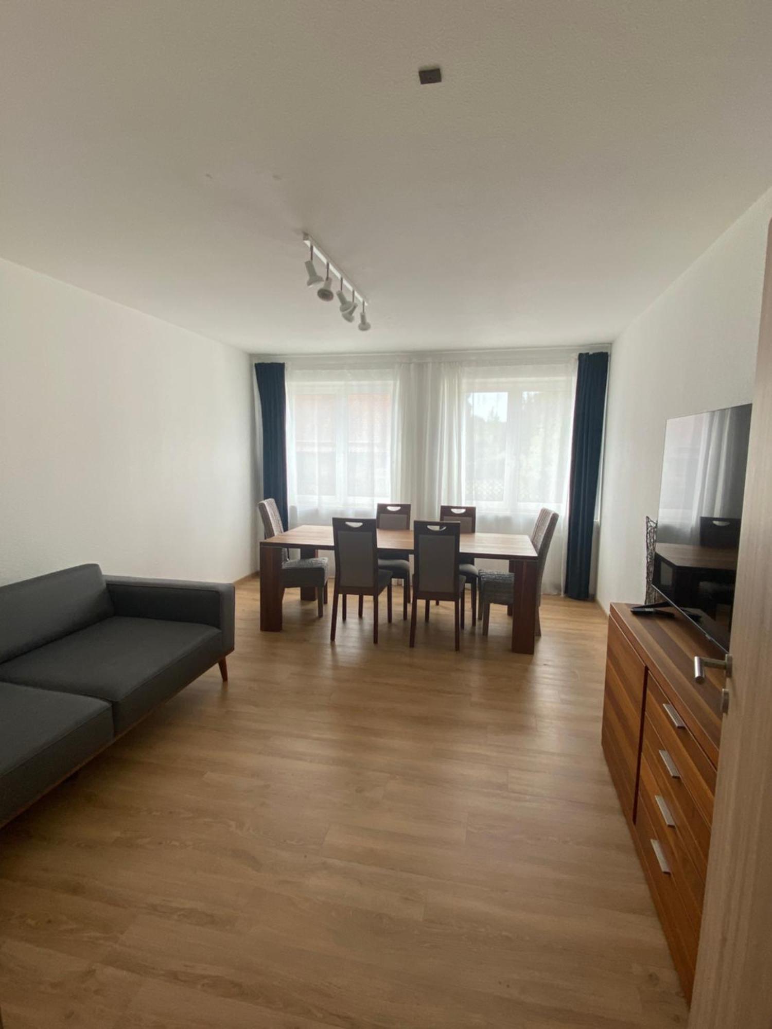 Apartment Eg Naturnah Parkplatz Wlan